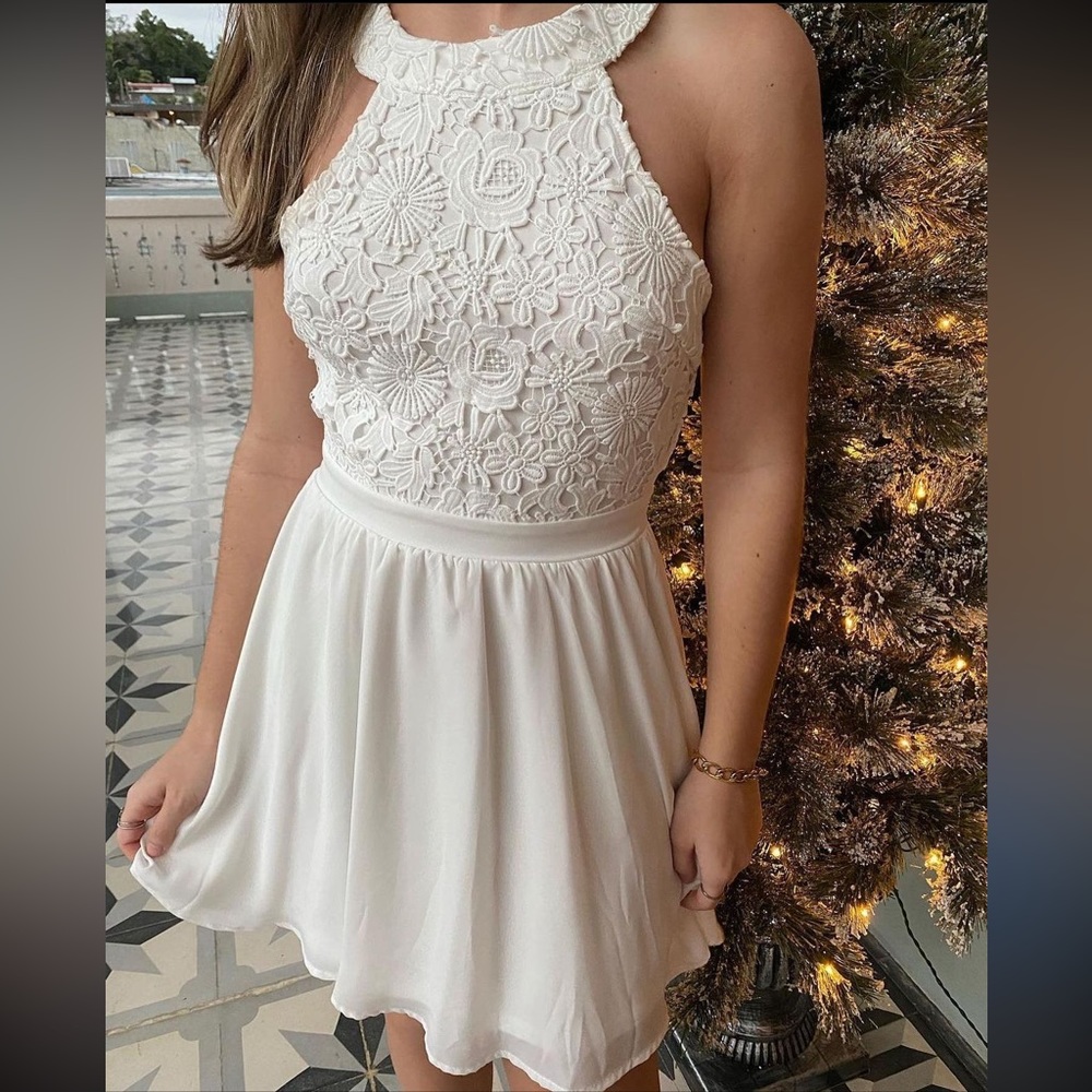 Lulu's Floral White Dress